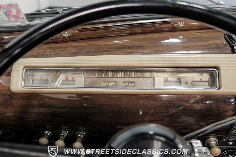 Ford-Super-deluxe-1941-Burgundy-Black-14
