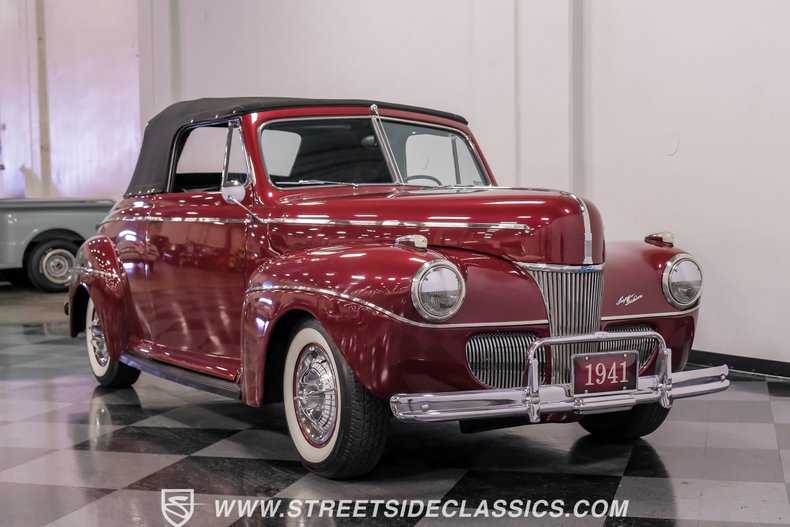 Ford-Super-deluxe-1941-Burgundy-Black-24