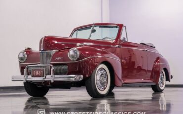 Ford-Super-deluxe-1941-Burgundy-Black-29