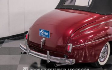 Ford-Super-deluxe-1941-Burgundy-Black-37