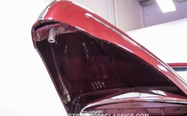 Ford-Super-deluxe-1941-Burgundy-Black-4