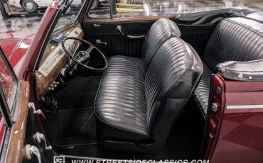 Ford-Super-deluxe-1941-Burgundy-Black-47