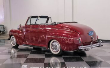 Ford-Super-deluxe-1941-Burgundy-Black-9