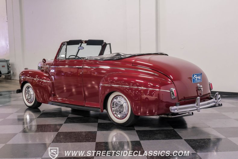 Ford-Super-deluxe-1941-Burgundy-Black-9