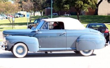 Ford-Super-deluxe-1941-Florentine-Blue-Blue-2