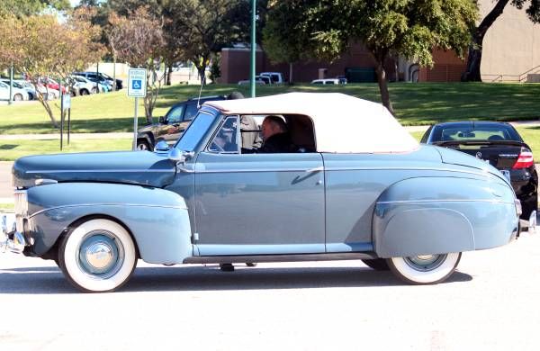 Ford-Super-deluxe-1941-Florentine-Blue-Blue-2
