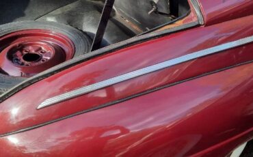 Ford-Super-deluxe-1941-Maroon-Tan-Cloth-12