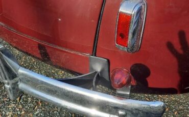 Ford-Super-deluxe-1941-Maroon-Tan-Cloth-17