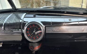 Ford-Super-deluxe-1946-Black-11