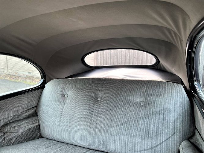 Ford-Super-deluxe-1946-Black-15