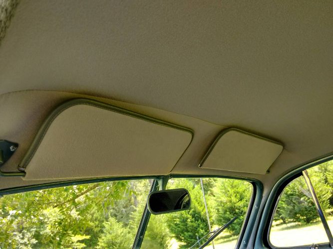 Ford-Super-deluxe-1947-Black-Gray-13