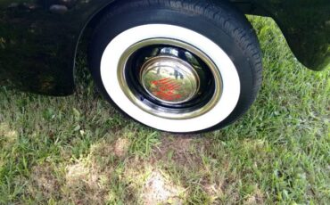 Ford-Super-deluxe-1947-Black-Gray-15