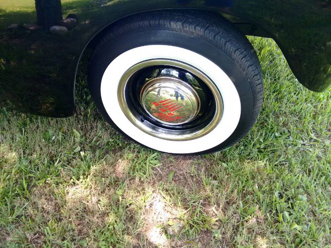 Ford-Super-deluxe-1947-Black-Gray-15
