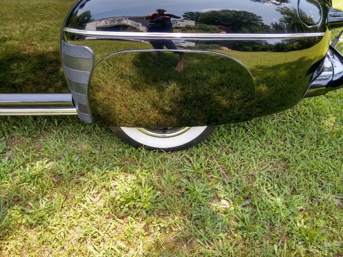 Ford-Super-deluxe-1947-Black-Gray-16