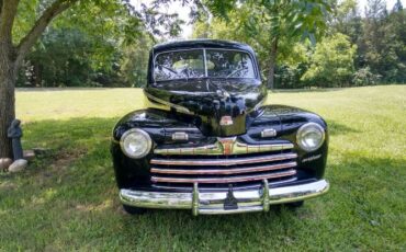 Ford-Super-deluxe-1947-Black-Gray-8