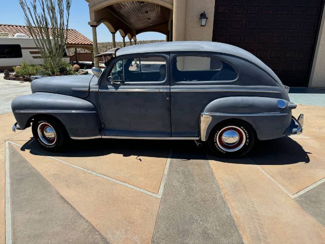 Ford-Super-deluxe-1948-Gray-12