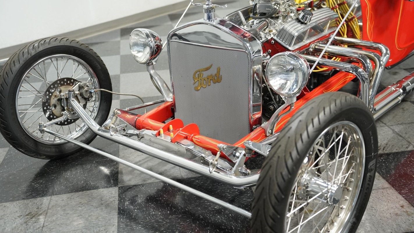 Ford-T-Bucket-1923-Roadster-17