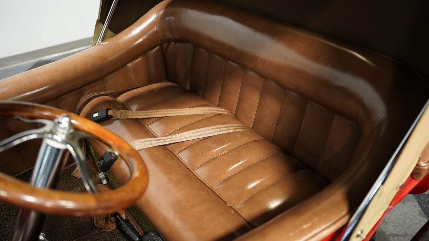 Ford-T-Bucket-1923-Roadster-29