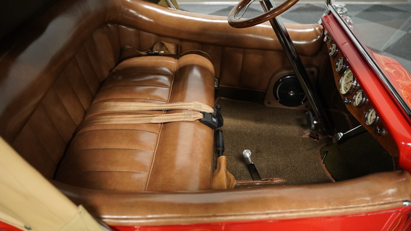 Ford-T-Bucket-1923-Roadster-31