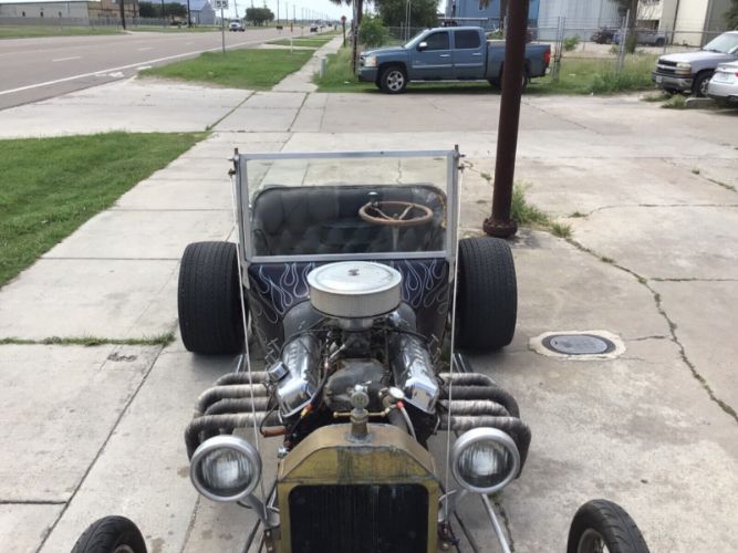 Ford-T-bucket-1915-14