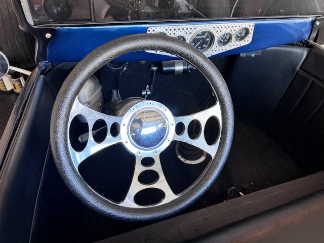 Ford-T-bucket-1923-Blue-4