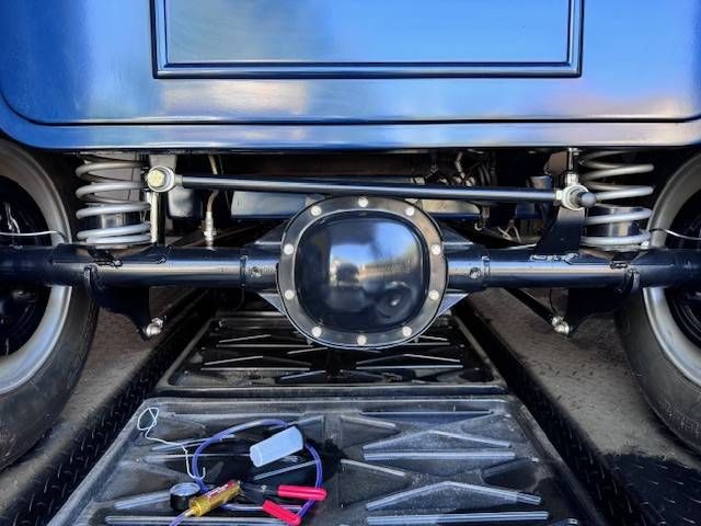 Ford-T-bucket-1923-Blue-6