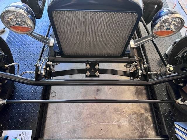 Ford-T-bucket-1923-Blue-7