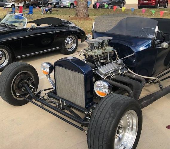 Ford-T-bucket-1923-Blue