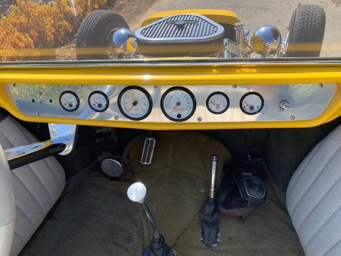 Ford-T-bucket-1923-Yellow-12