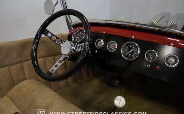 Ford-T-bucket-1927-Red-Tan-25