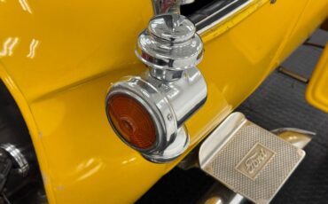 Ford-T-bucket-1982-Yellow-Black-33