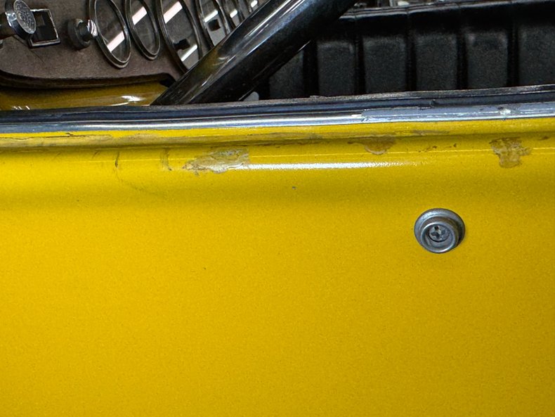 Ford-T-bucket-1982-Yellow-Black-37