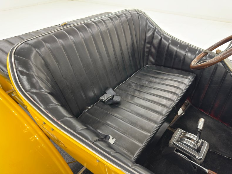 Ford-T-bucket-1982-Yellow-Black-44