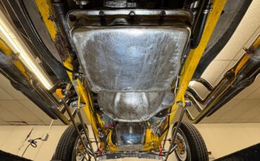 Ford-T-bucket-1982-Yellow-Black-49