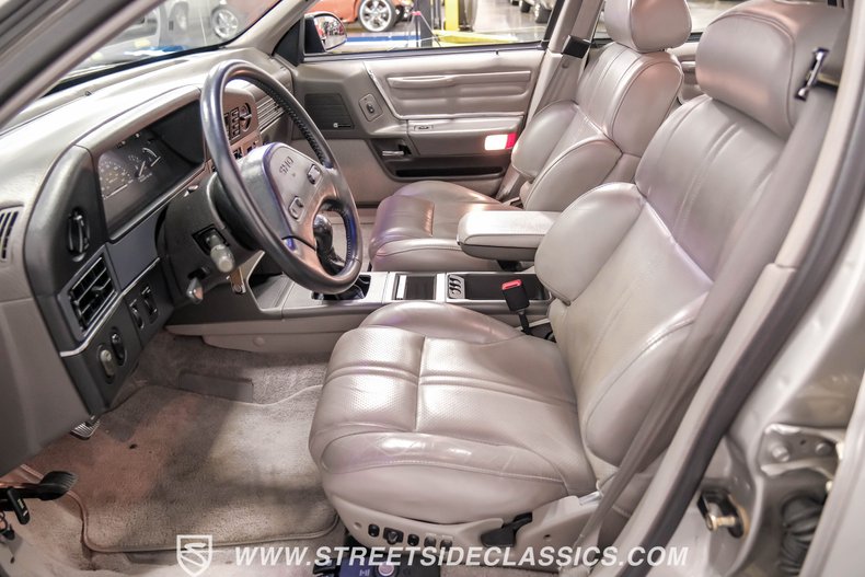 Ford-Taurus-1989-Titanium-Metallic-Titanium-Gray-1
