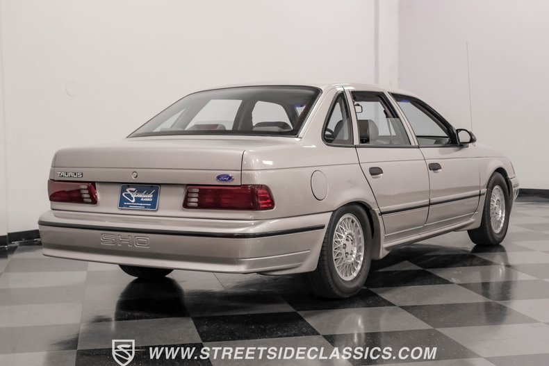 Ford-Taurus-1989-Titanium-Metallic-Titanium-Gray-11