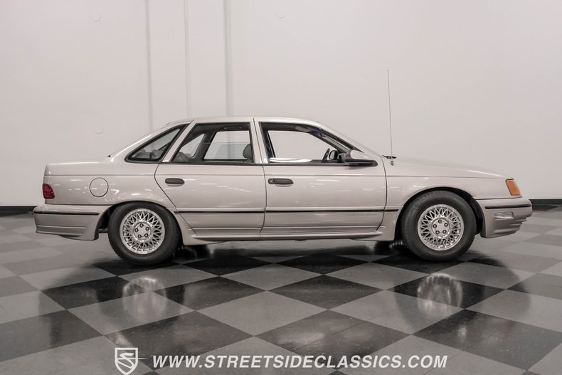 Ford-Taurus-1989-Titanium-Metallic-Titanium-Gray-12