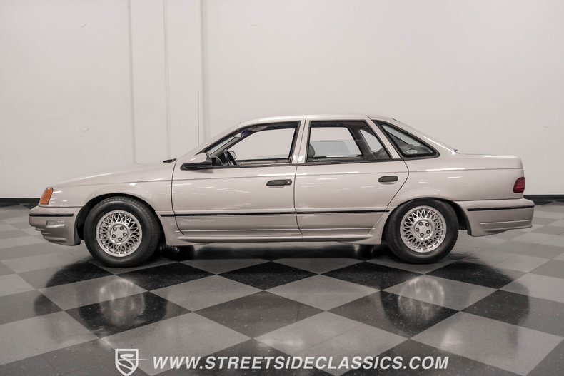 Ford-Taurus-1989-Titanium-Metallic-Titanium-Gray-16
