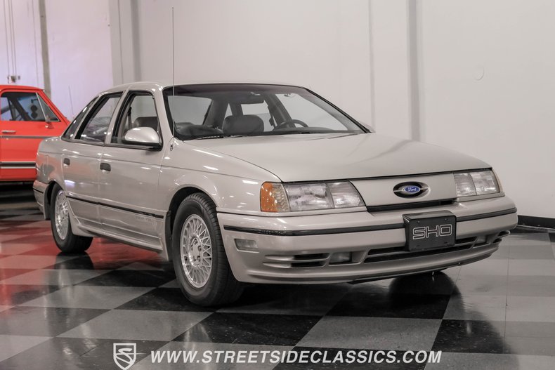 Ford-Taurus-1989-Titanium-Metallic-Titanium-Gray-21
