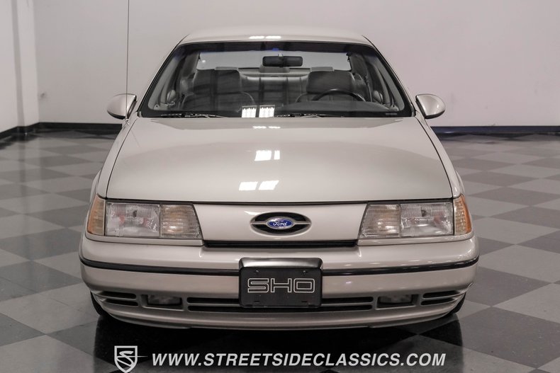 Ford-Taurus-1989-Titanium-Metallic-Titanium-Gray-32