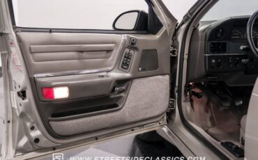 Ford-Taurus-1989-Titanium-Metallic-Titanium-Gray-43