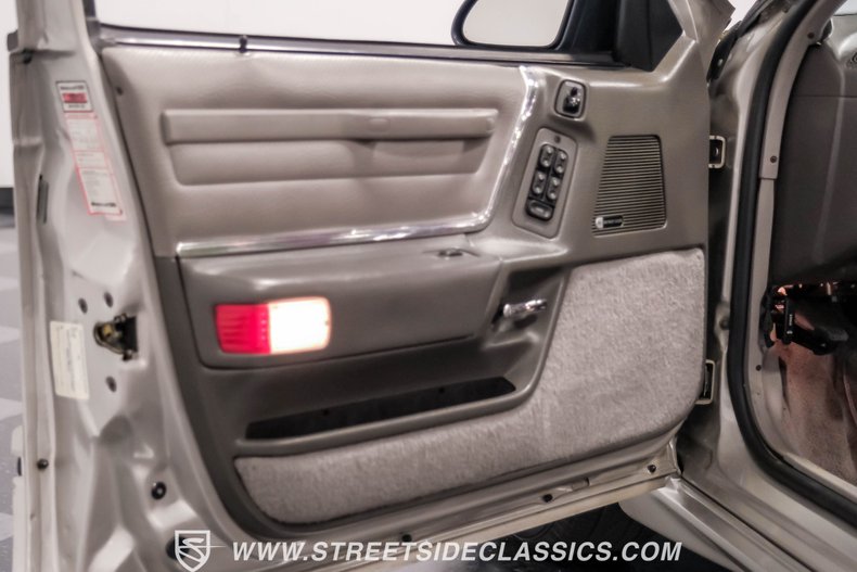 Ford-Taurus-1989-Titanium-Metallic-Titanium-Gray-44