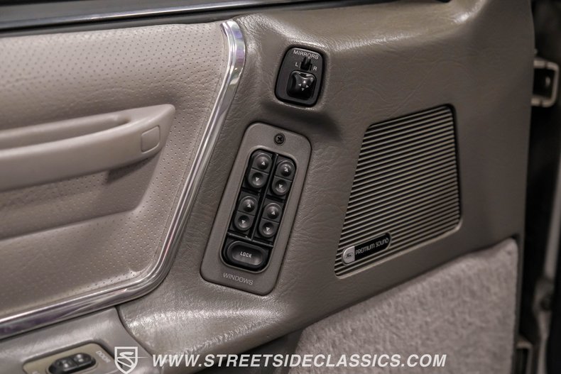 Ford-Taurus-1989-Titanium-Metallic-Titanium-Gray-45