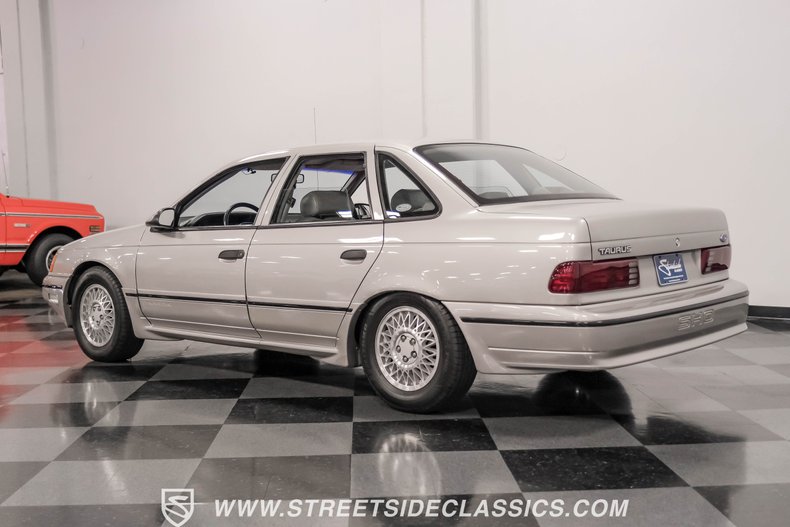 Ford-Taurus-1989-Titanium-Metallic-Titanium-Gray-8