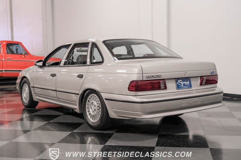 Ford-Taurus-1989-Titanium-Metallic-Titanium-Gray-9