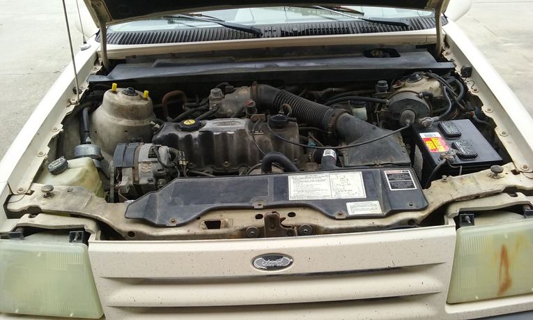 Ford-Tempo-1986-Beige-Tan-6