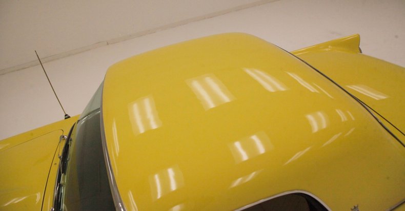 Ford-Thunderbird-1955-Goldenrod-Yellow-Black-21