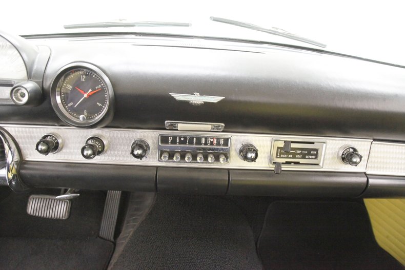 Ford-Thunderbird-1955-Goldenrod-Yellow-Black-28