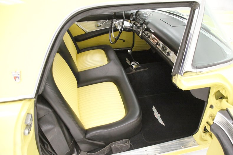 Ford-Thunderbird-1955-Goldenrod-Yellow-Black-31