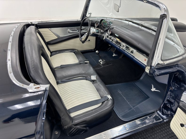 Ford-Thunderbird-1955-Midnight-Blue-Metall-Black-2